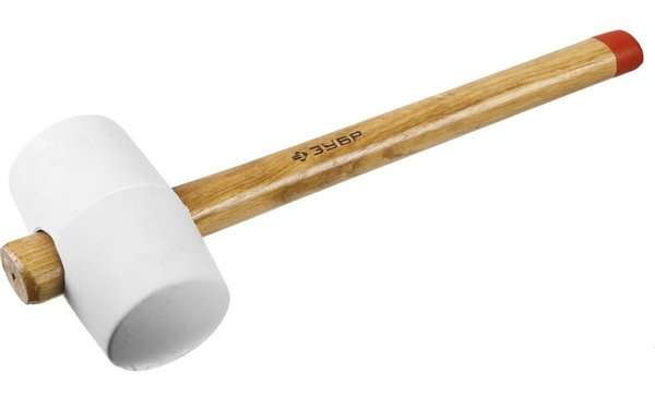 Киянка резиновая  680г белая деревянная ручка ЗУБР МАСТЕР 20511-680 от Проммаркет